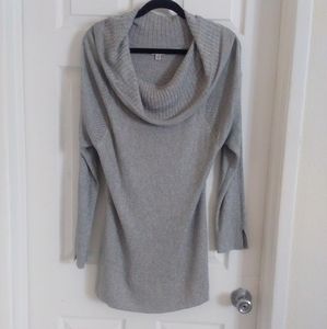 Avenue Turtle Neck Sweater Size 18/20